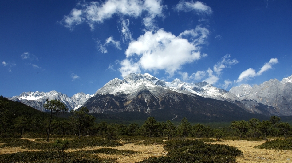 昆明、大理、麗江、香格里拉、西雙版納4飛10日