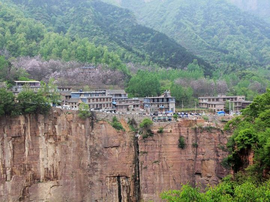 云臺山、紅石峽、郭亮村、萬仙山雙臥 5日