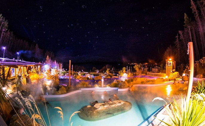 新西蘭南北島9日<蒂卡波溫泉.霍比特村.庫克山